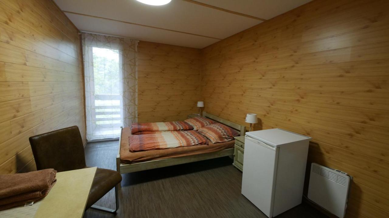 Hotel Chata U Rybare à Bítov Extérieur photo