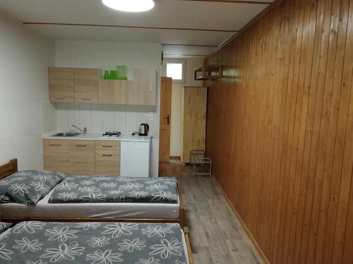 Hotel Chata U Rybare à Bítov Extérieur photo